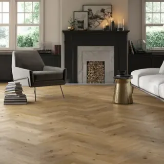 Classic French Oak Collection series tile detail