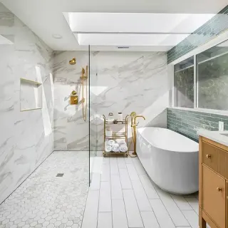 Shower Systems series tile detail