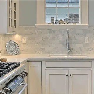 Rue Pierre series tile detail