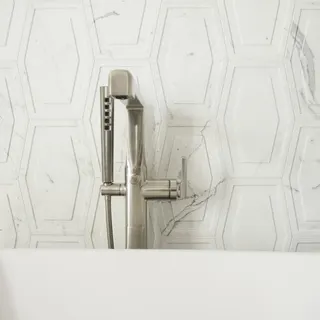 Studio Moderne series tile detail